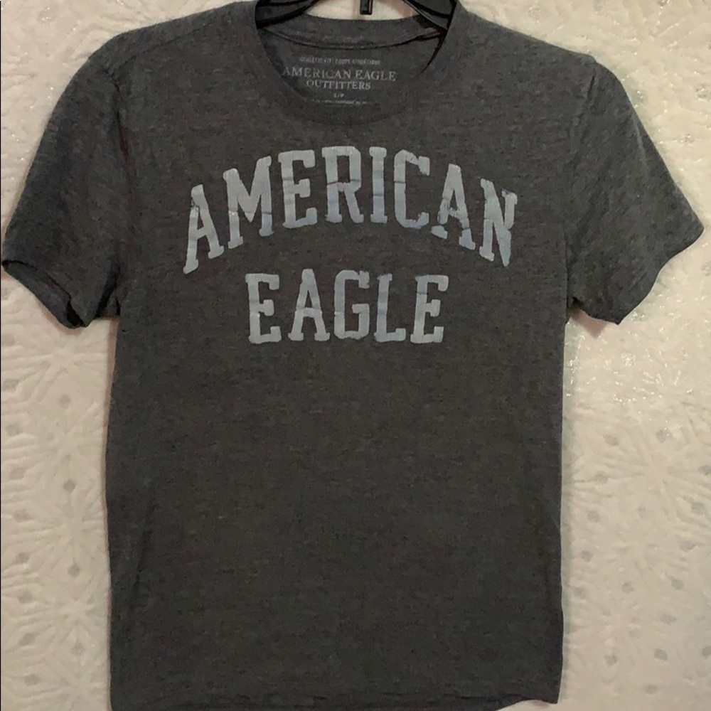 Men’s small American eagle t shirt